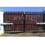 Motorized swing gate with automatic gate motors installed by SAMT Garage & Gate Automation in Prestons, New South Wales, Australia.